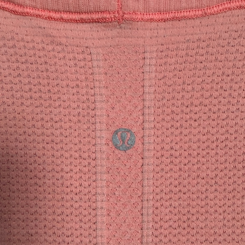 lululemon athletica Coral Pink Short Sleeve Seamless Tee - Picture 3 of 4